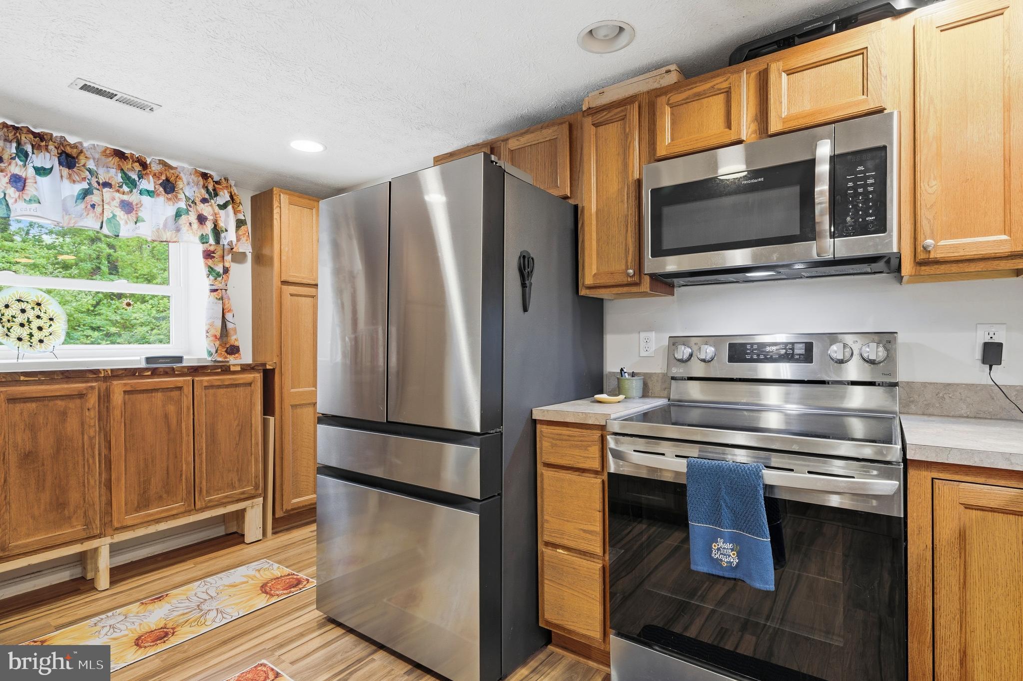 Update kitchen appliances