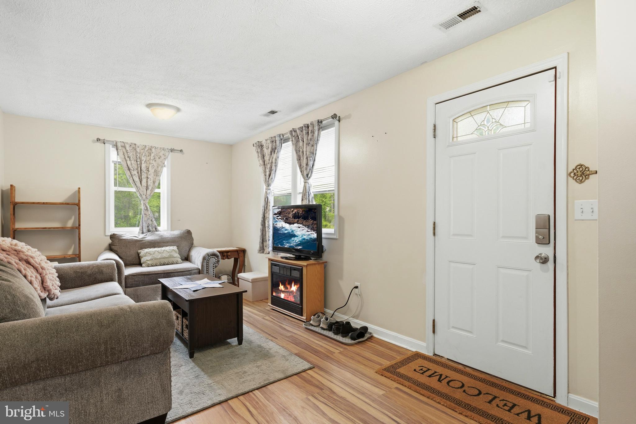 29884 Rooftop Circle Mechanicsville, MD 20659 - Photo 5 of 44