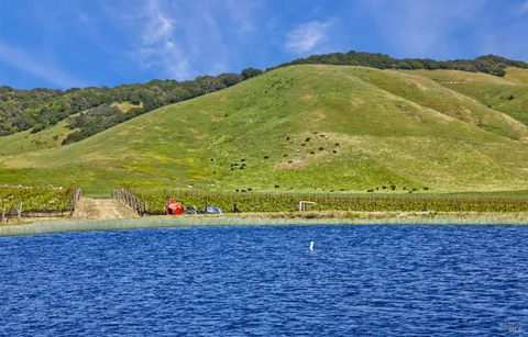 a view of an outdoor space