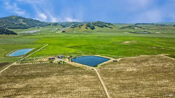 $3,995,000 | 2590 Chileno Valley Road, Petaluma, CA 94952