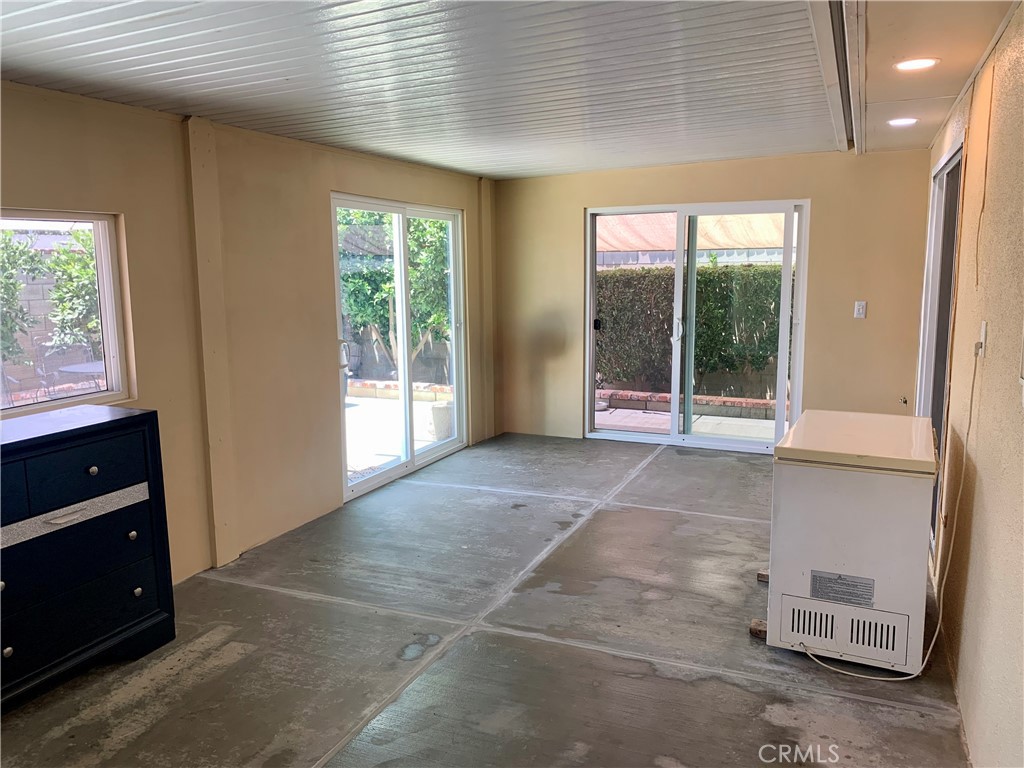 4751 Howard Street Montclair, CA 91763 - Photo 34 of 46
