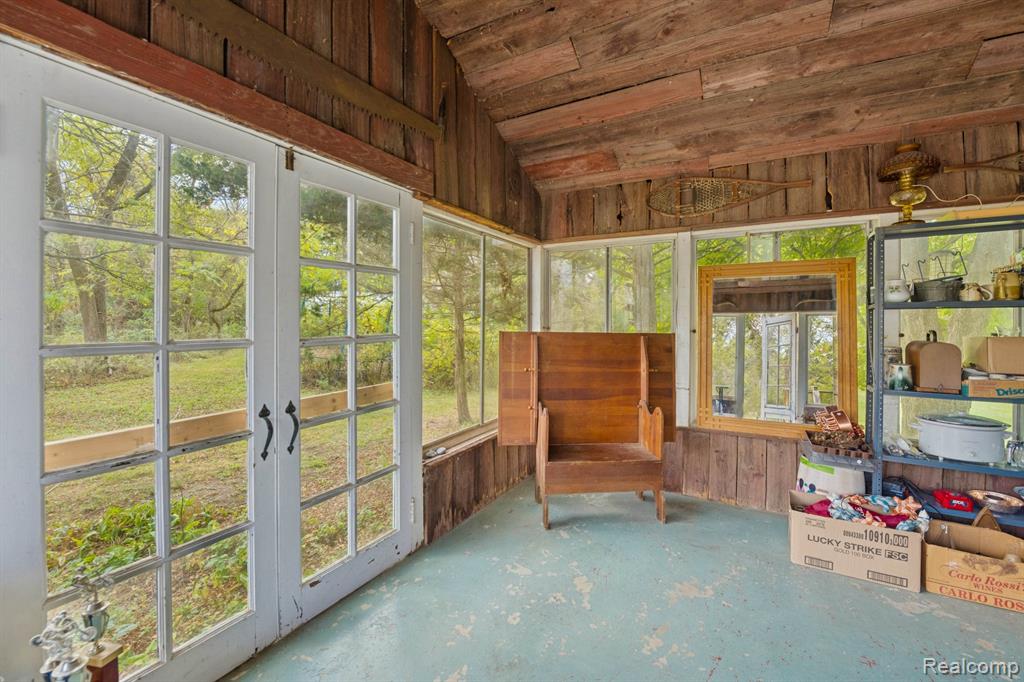 13278 9 Mile Road South Lyon, MI 48178 - Photo 25 of 56