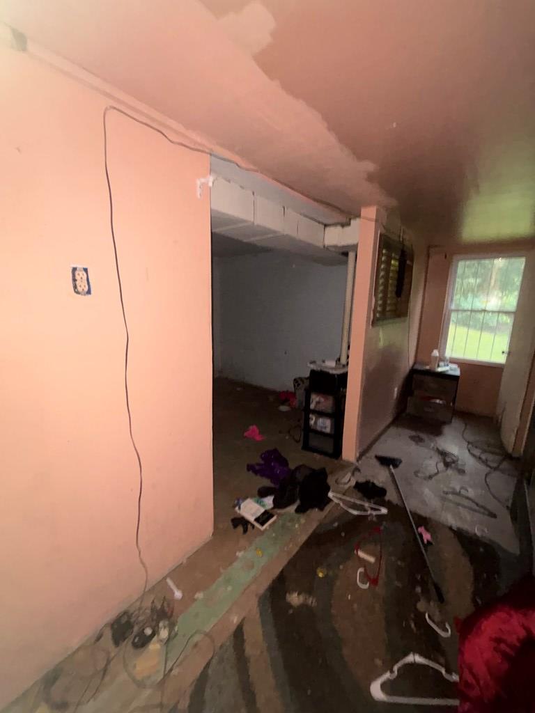 3909 Commander Drive Columbus, GA 31903 - Photo 17 of 21 a room with musical instruments