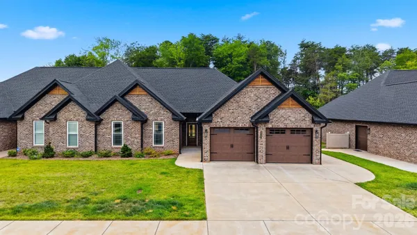 $409,000 | 3342 48th Ave Lane Northeast, Unit 6B, Hickory, NC 28601