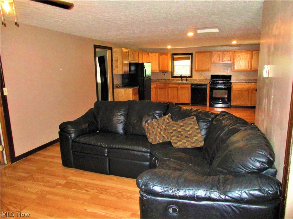 17812 Davis Road Lake Milton, OH 44429 - Photo 11 of 20 Gallery Image 11