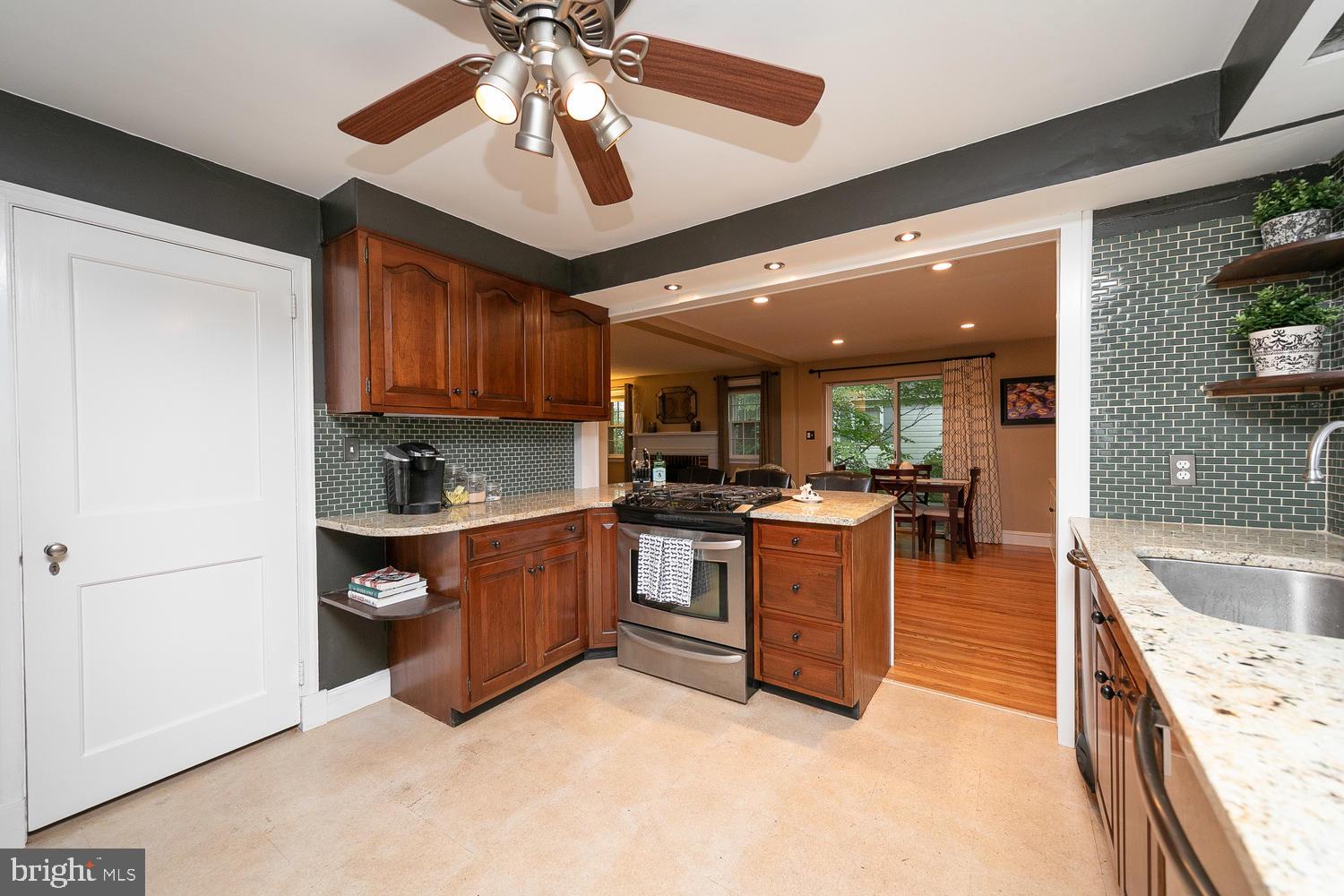 612 Bridle Road Glenside, PA 19038 - Photo 12 of 45 Kitchen