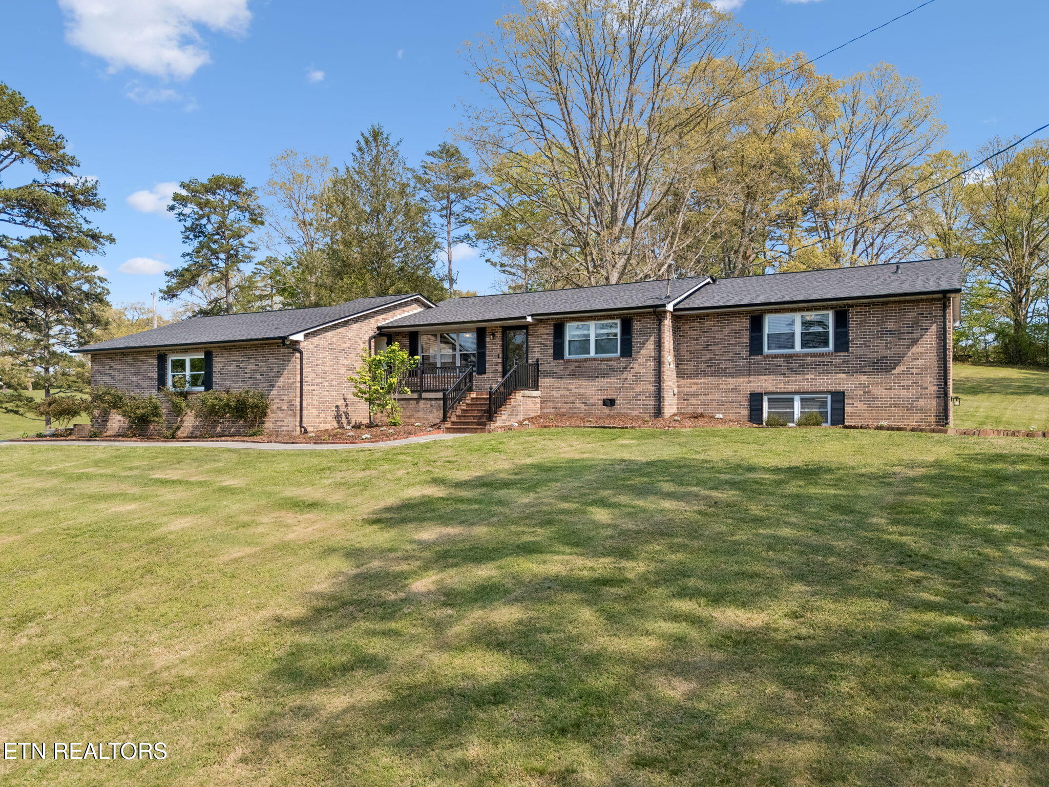 1050 Lawnville Road Kingston, TN 37763 - Photo 2 of 57 56-1050 Lawnville Rd - 056