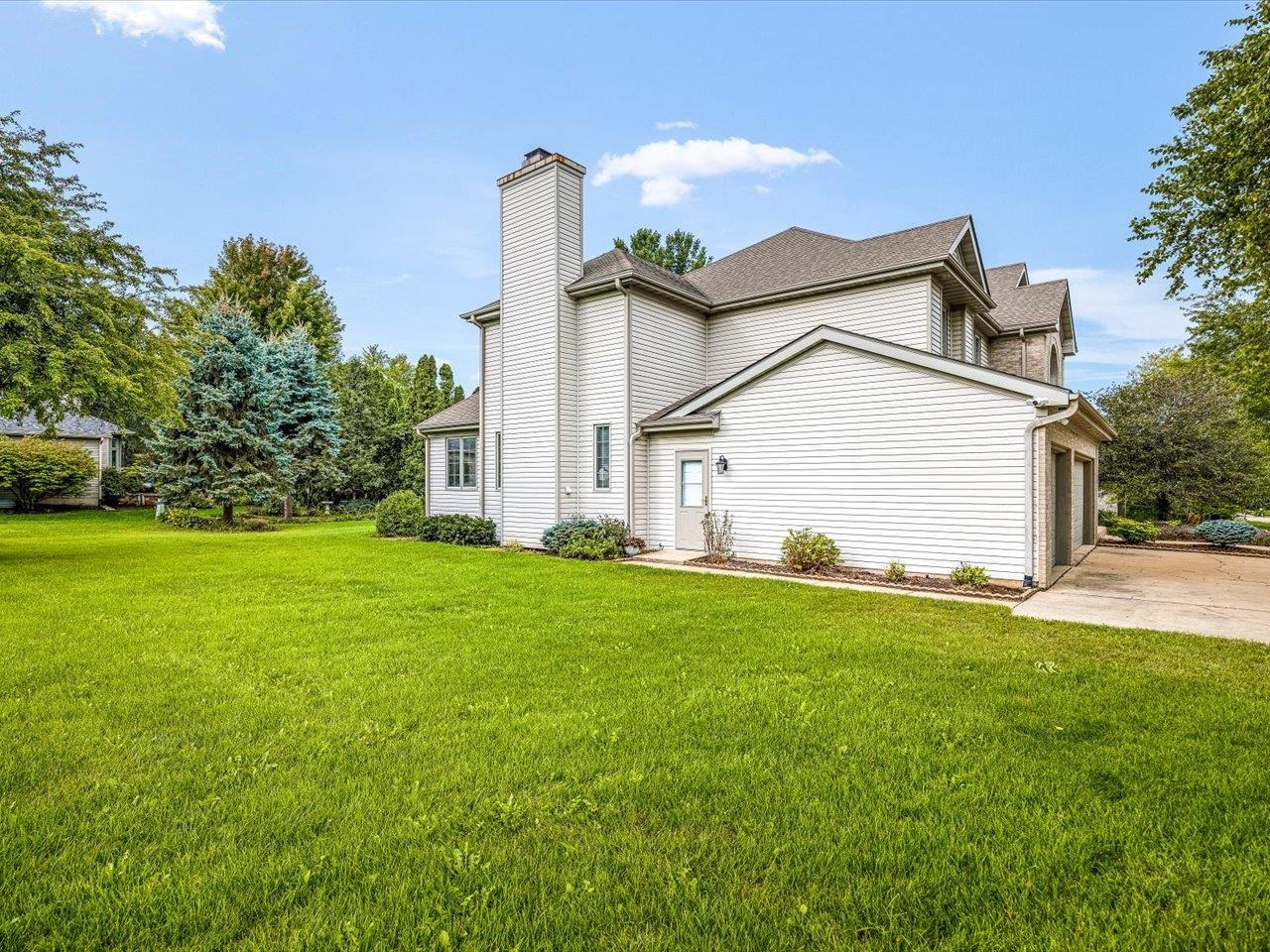 5323 Regents Park Road Rockford, IL 61107 - Photo 61 of 69 Gallery Image 61