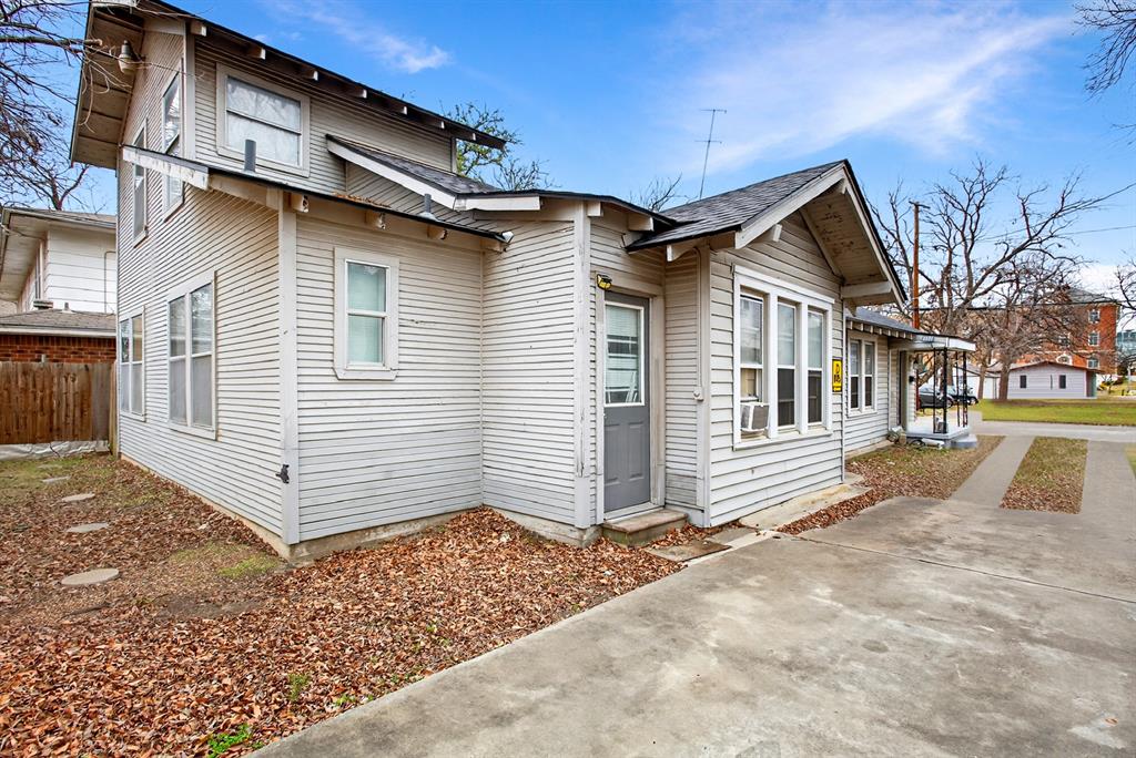 1111 North Austin Street Denton, TX 76201 - Photo 4 of 12