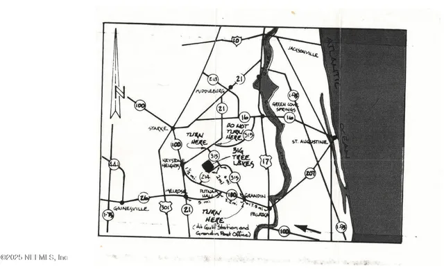 a picture of a black and white wall