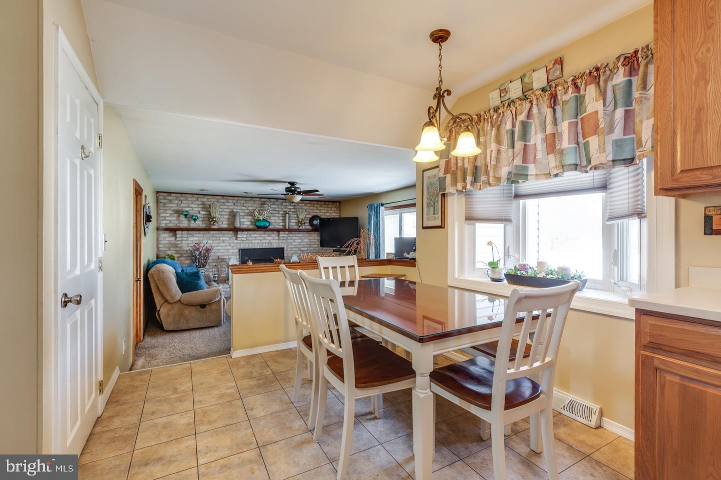 2 Lincoln Drive Laurel Springs, NJ 08021 - Photo 12 of 32