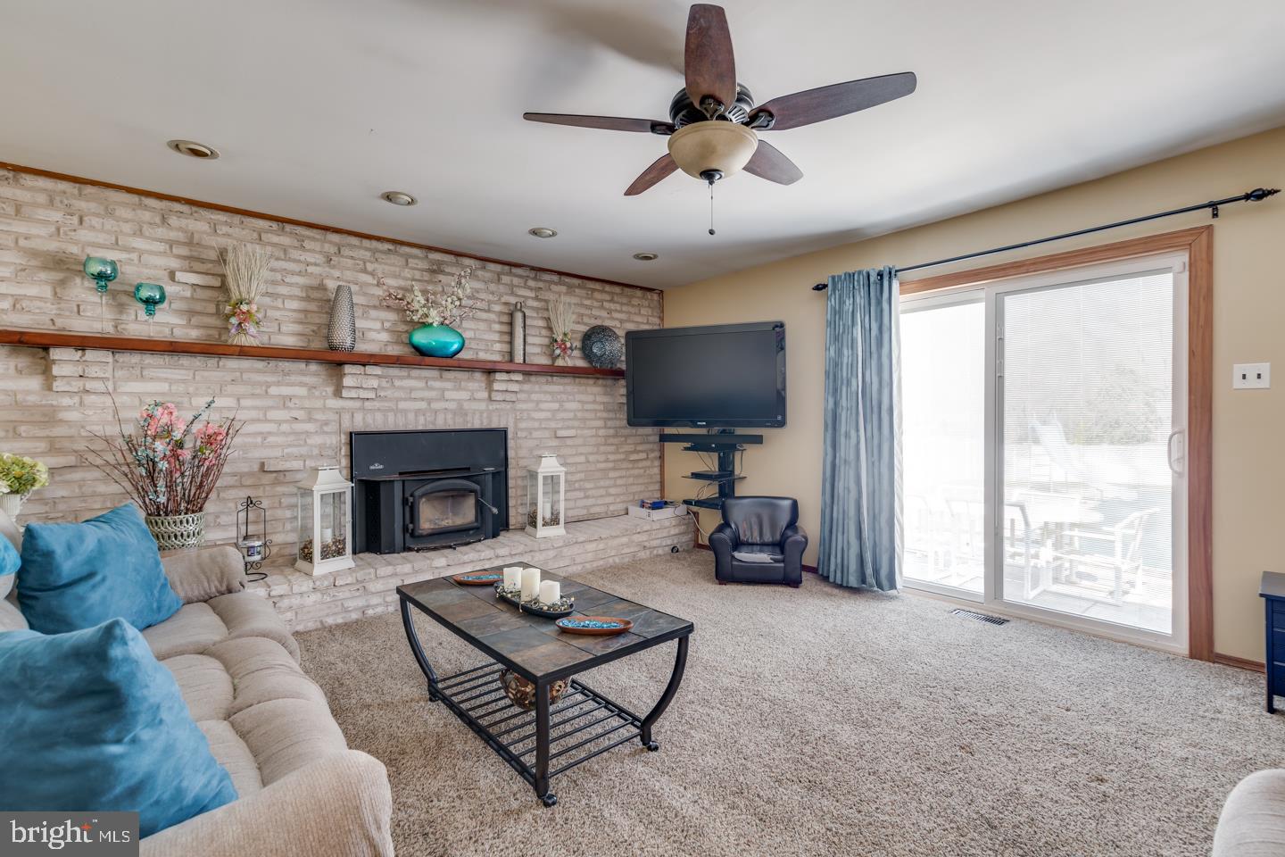 2 Lincoln Drive Laurel Springs, NJ 08021 - Photo 14 of 32