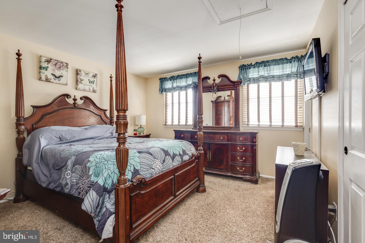 2 Lincoln Drive Laurel Springs, NJ 08021 - Photo 18 of 32