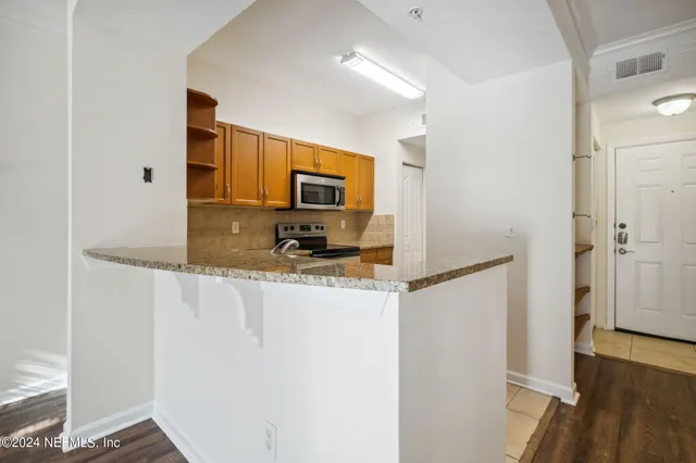$159,900 | 10435 Mid Town Parkway, Unit 252, Jacksonville, FL 32246