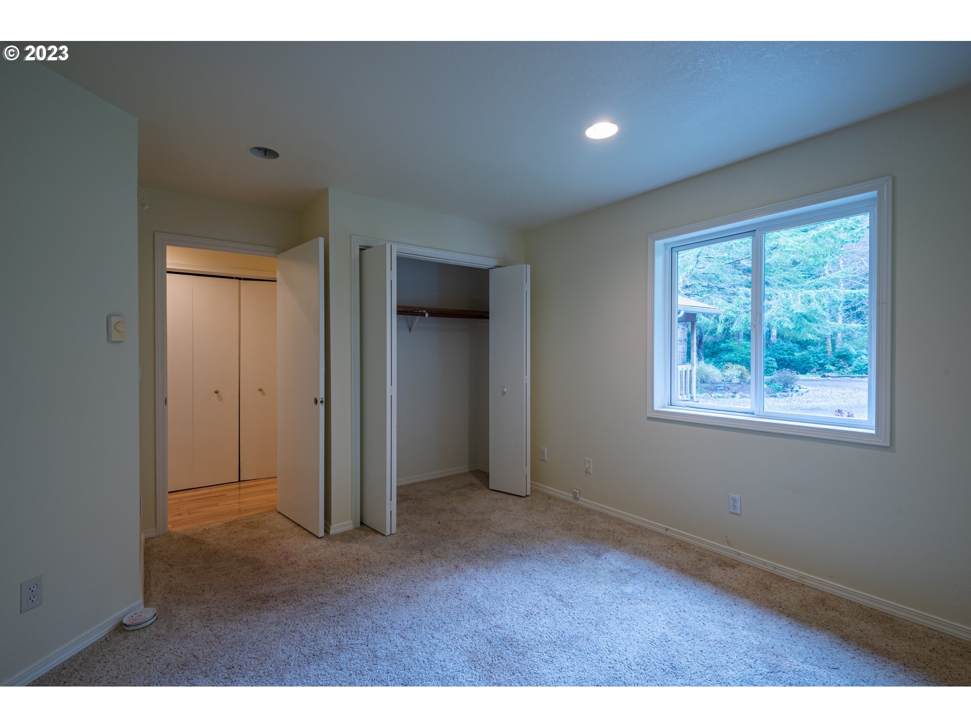 87763 Two Mile Lane Bandon, OR 97411 - Photo 31 of 41 a view of an empty room with a window