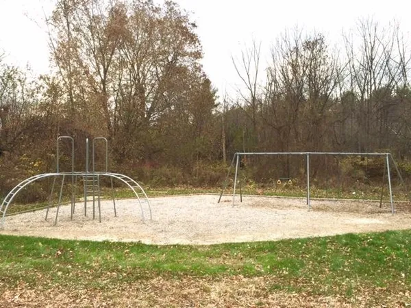 $1,799 | 93 West Street, Unit 14, Milford, NH 03055