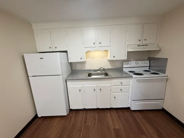 $1,799 | 93 West Street, Unit 14, Milford, NH 03055