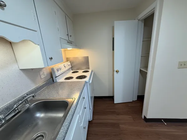 $1,799 | 93 West Street, Unit 14, Milford, NH 03055