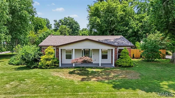 $380,000 | 13 Castle Drive, Florissant, MO 63034