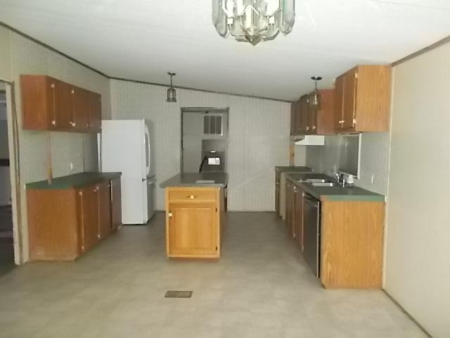 2010 Lipscomb Road Moneta, VA 24121 - Photo 11 of 19 DSCN2352