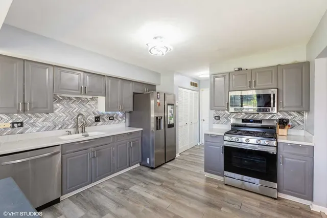 $285,000 | 3521 Park Place, Flossmoor, IL 60422