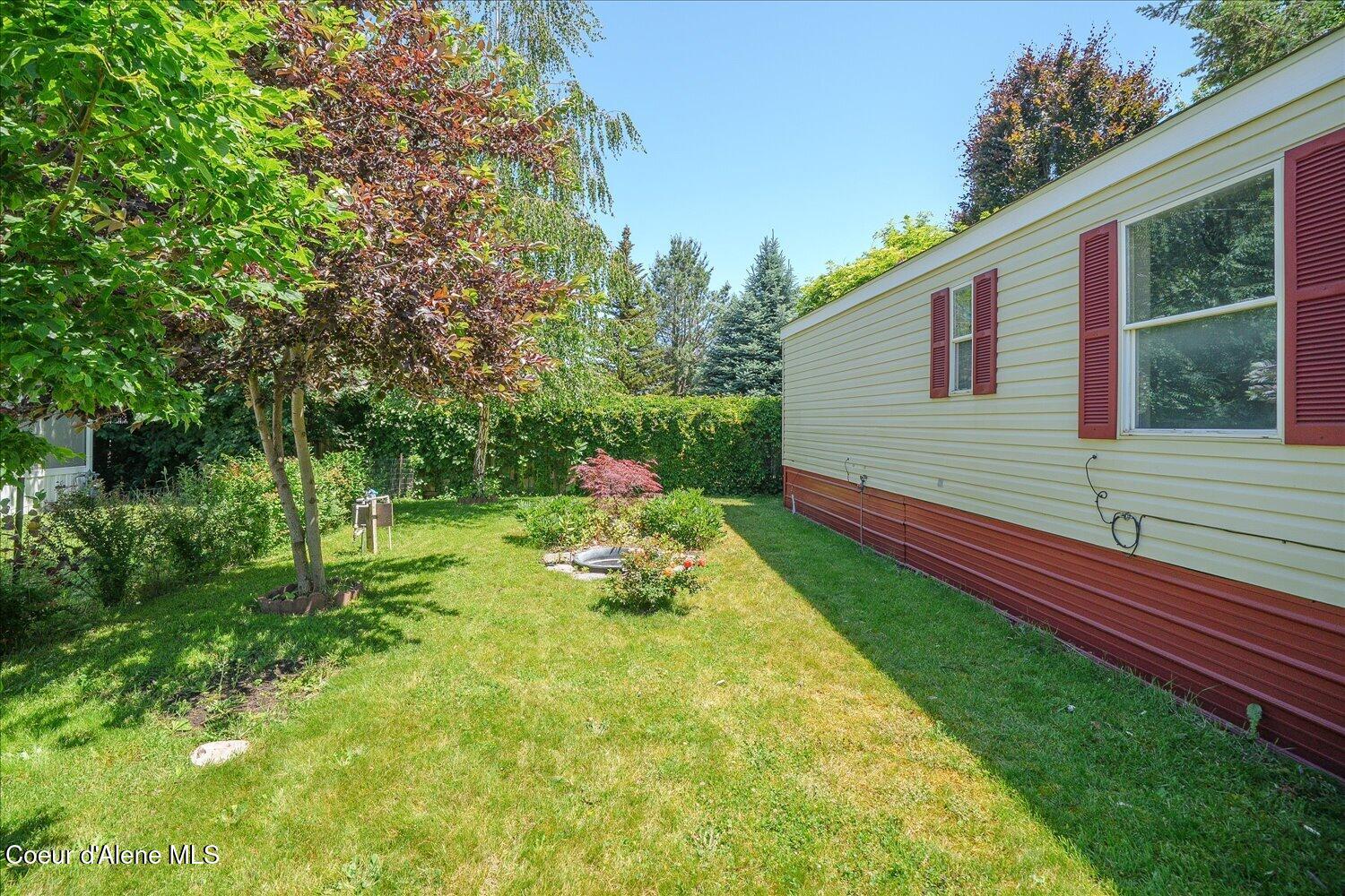 9090 North Runkle Road Hayden, ID 83835 - Photo 22 of 40 Lush yard with . . .