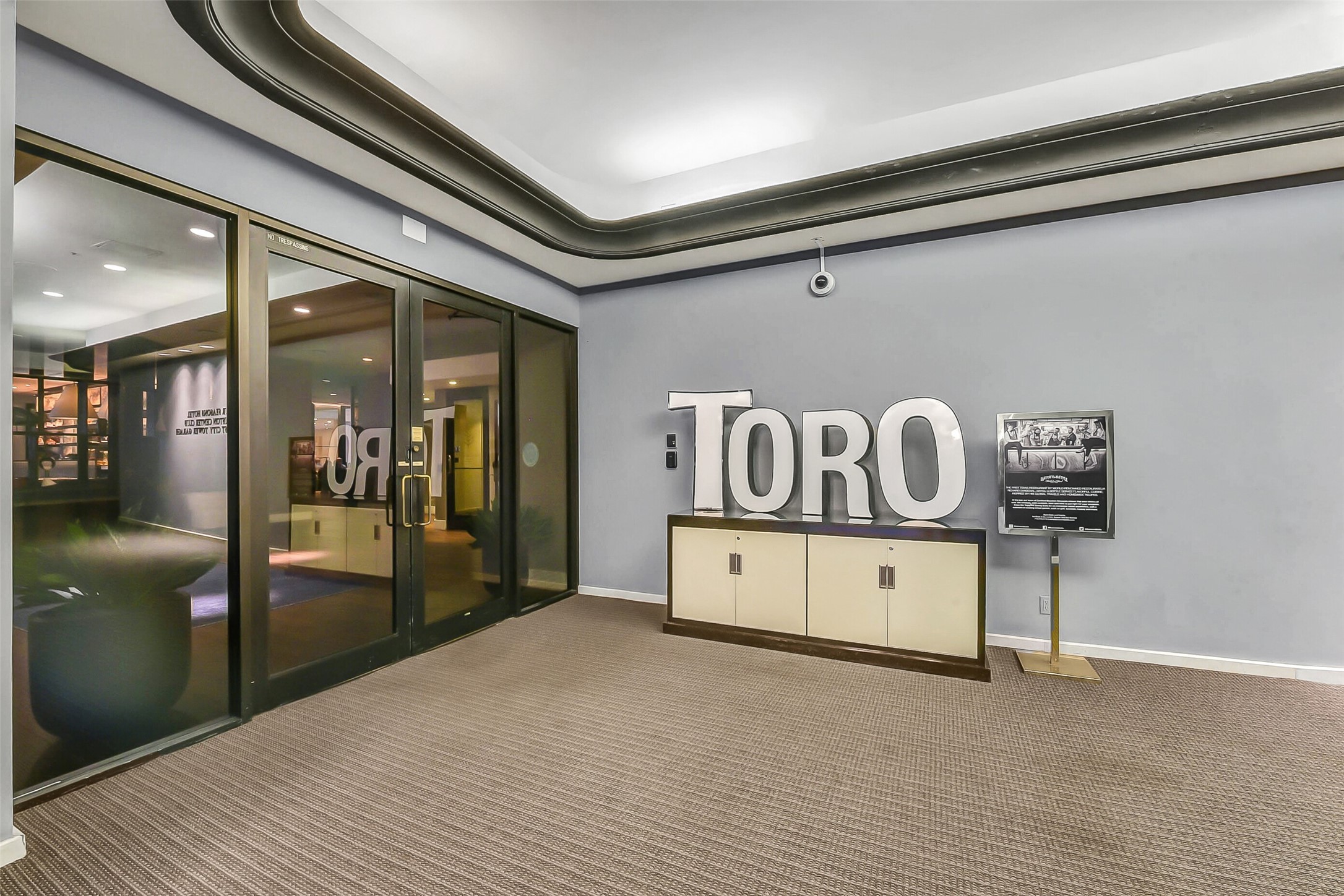 1111 Caroline Street, Unit 2903 Houston, TX 77010 - Photo 23 of 27 Direct access to the renowned Toro Toro by Chef Richard Sandoval, offering award-winning dining just steps from your residence.