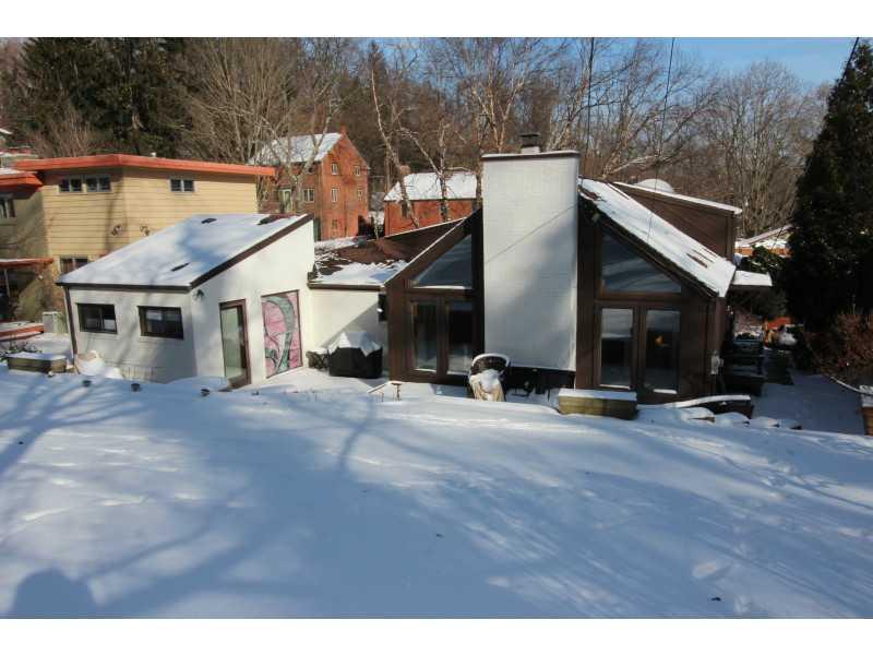 6740 Forest Glen Road Pittsburgh, PA 15217 - Photo 25 of 25 Exterior Back.