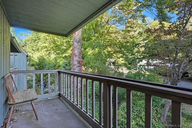 $280,000 | 1 Coach Drive, Unit 1, Southington, CT 06489