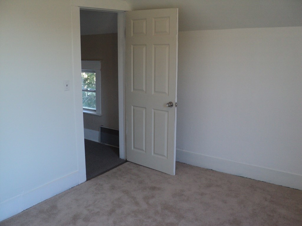 9433 West Denver Road Lake, MI 48632 - Photo 25 of 43 1809427-24.JPG