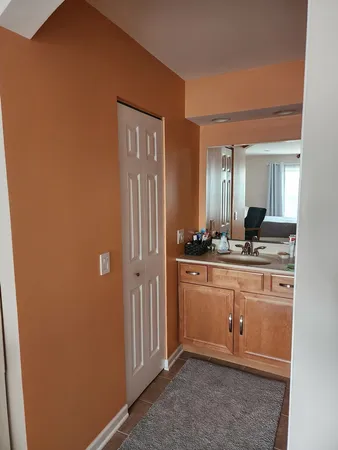 $2,400 | 1405 Clairmont Court, Vernon Hills, IL 60061