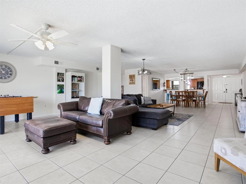 1005 Gulf Boulevard, Unit 10 Indian Rocks Beach, FL 33785 - Photo 21 of 70