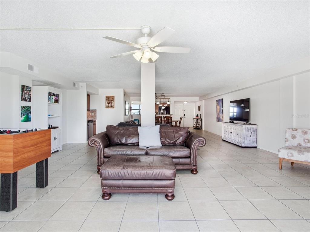 1005 Gulf Boulevard, Unit 10 Indian Rocks Beach, FL 33785 - Photo 22 of 70