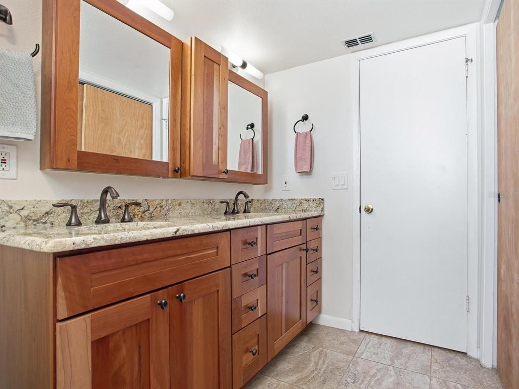 1005 Gulf Boulevard, Unit 10 Indian Rocks Beach, FL 33785 - Photo 39 of 70