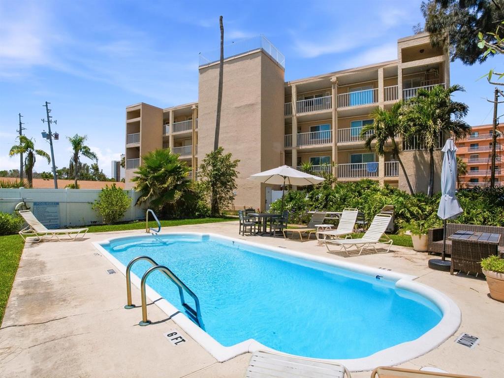 1005 Gulf Boulevard, Unit 10 Indian Rocks Beach, FL 33785 - Photo 5 of 70