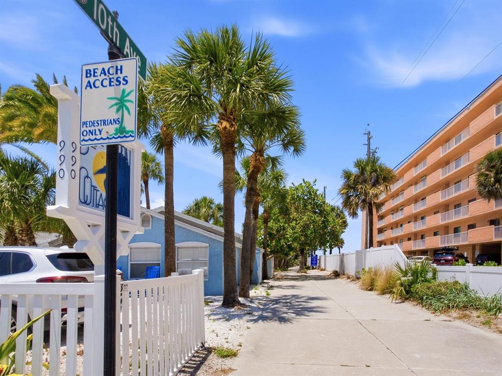 1005 Gulf Boulevard, Unit 10 Indian Rocks Beach, FL 33785 - Photo 52 of 70