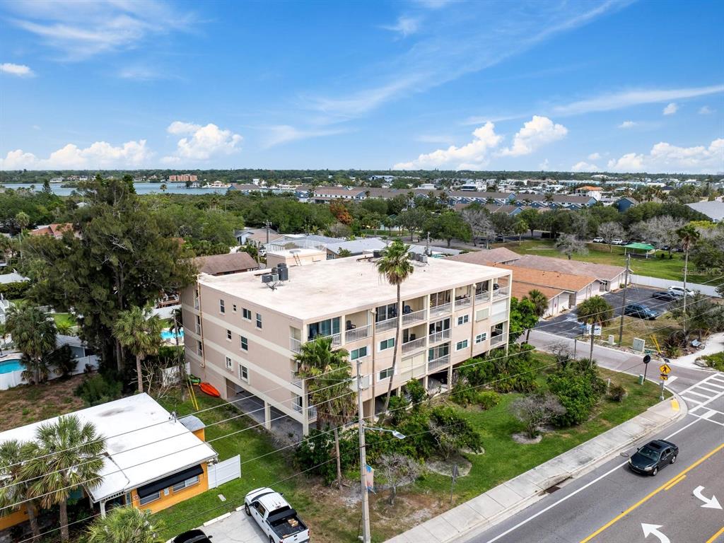 1005 Gulf Boulevard, Unit 10 Indian Rocks Beach, FL 33785 - Photo 68 of 70