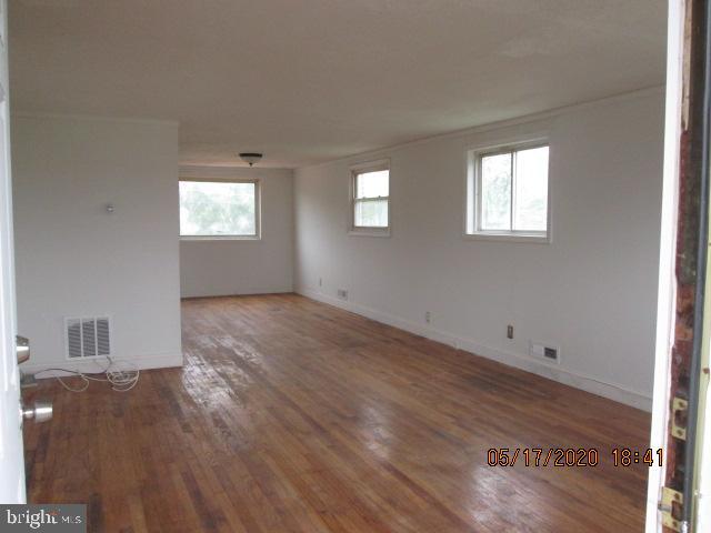 7827 Scholar Road Dundalk, MD 21222 - Photo 14 of 18 Gallery Image 14