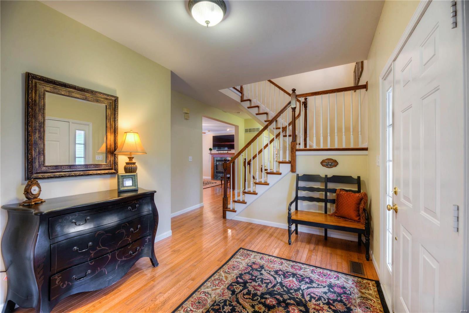 817 Castle Ridge Court Ballwin, MO 63021 - Photo 2 of 34 Gallery Image 2