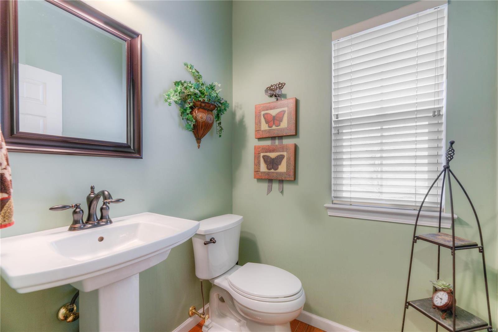 817 Castle Ridge Court Ballwin, MO 63021 - Photo 14 of 34 Gallery Image 14