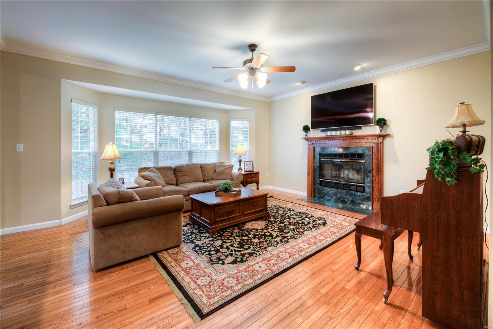 817 Castle Ridge Court Ballwin, MO 63021 - Photo 6 of 34 Gallery Image 6