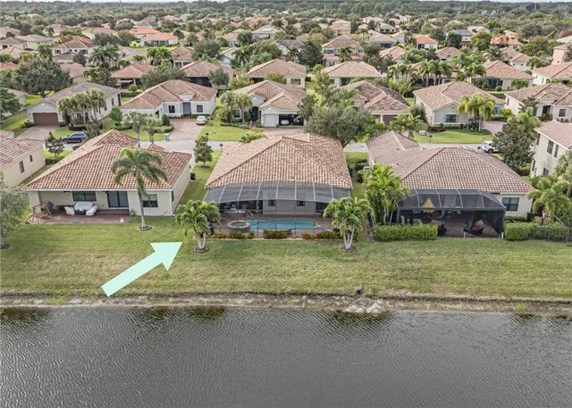 $675,000 | 5550 51st Avenue, Vero Beach, FL 32967