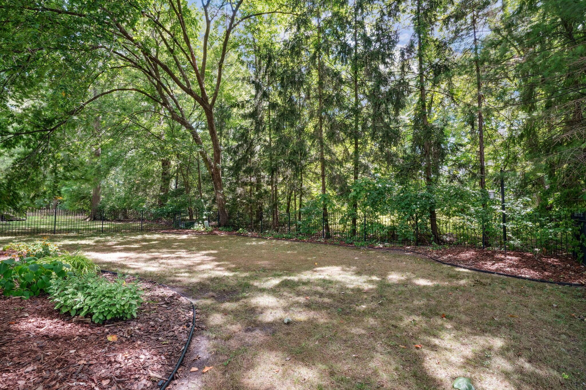 822 Lindenhaven Road Columbus, OH 43230 - Photo 58 of 58 Backyard