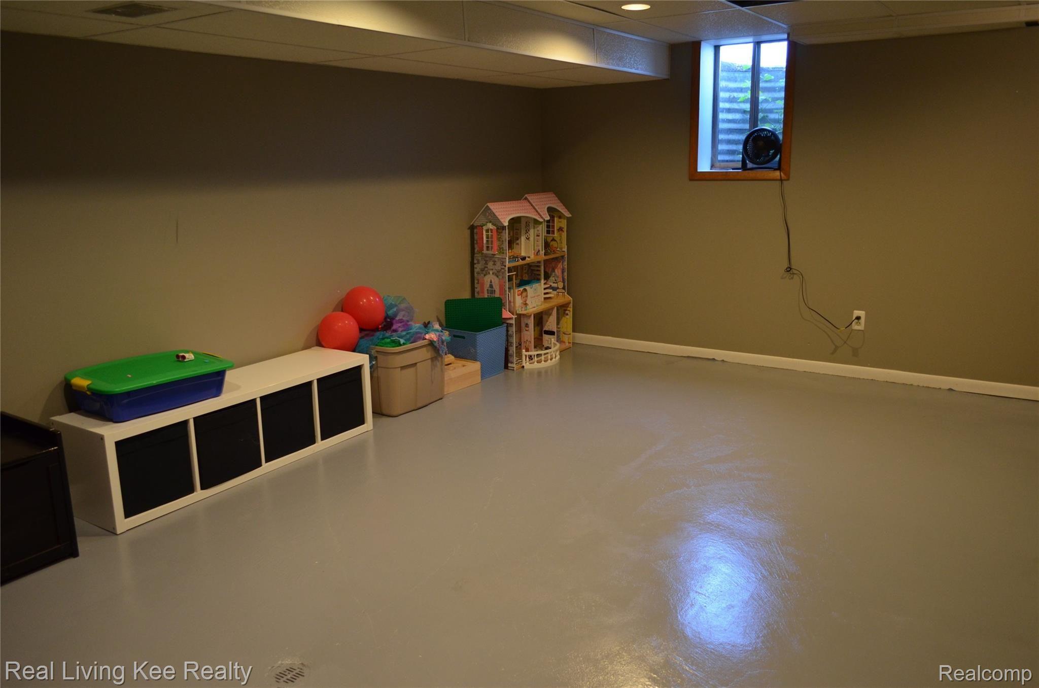 1532 Graefield Road Birmingham, MI 48009 - Photo 23 of 25 DSC_0474.JPG