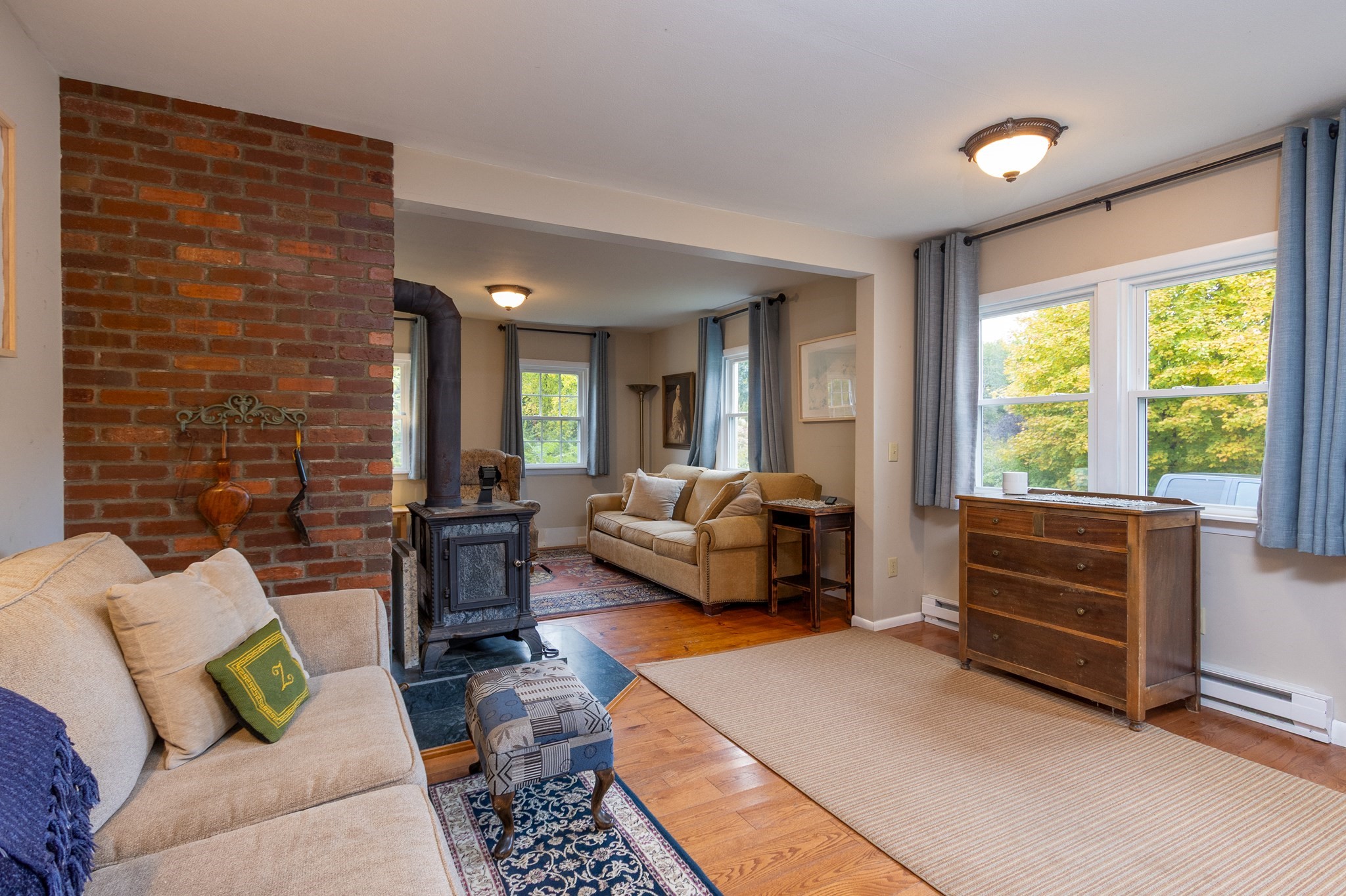 63 Webber Road Brookfield, MA 01506 - Photo 9 of 41 Gallery Image 9
