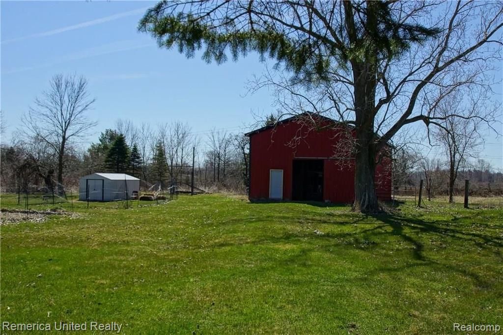 9803 Meskill Road Columbus, MI 48063 - Photo 39 of 44