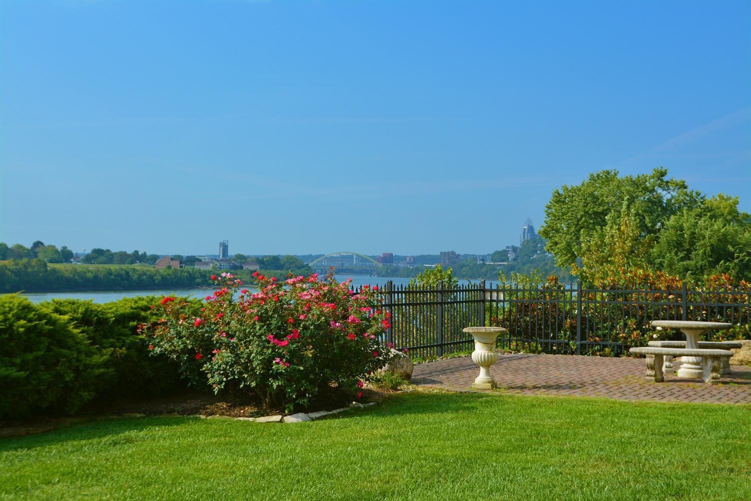 2233 Riverside Drive, Unit 2D Cincinnati, OH 45202 - Photo 16 of 16 Gallery Image 16