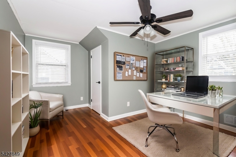 23 Gates Avenue Summit, NJ 07901 - Photo 7 of 9