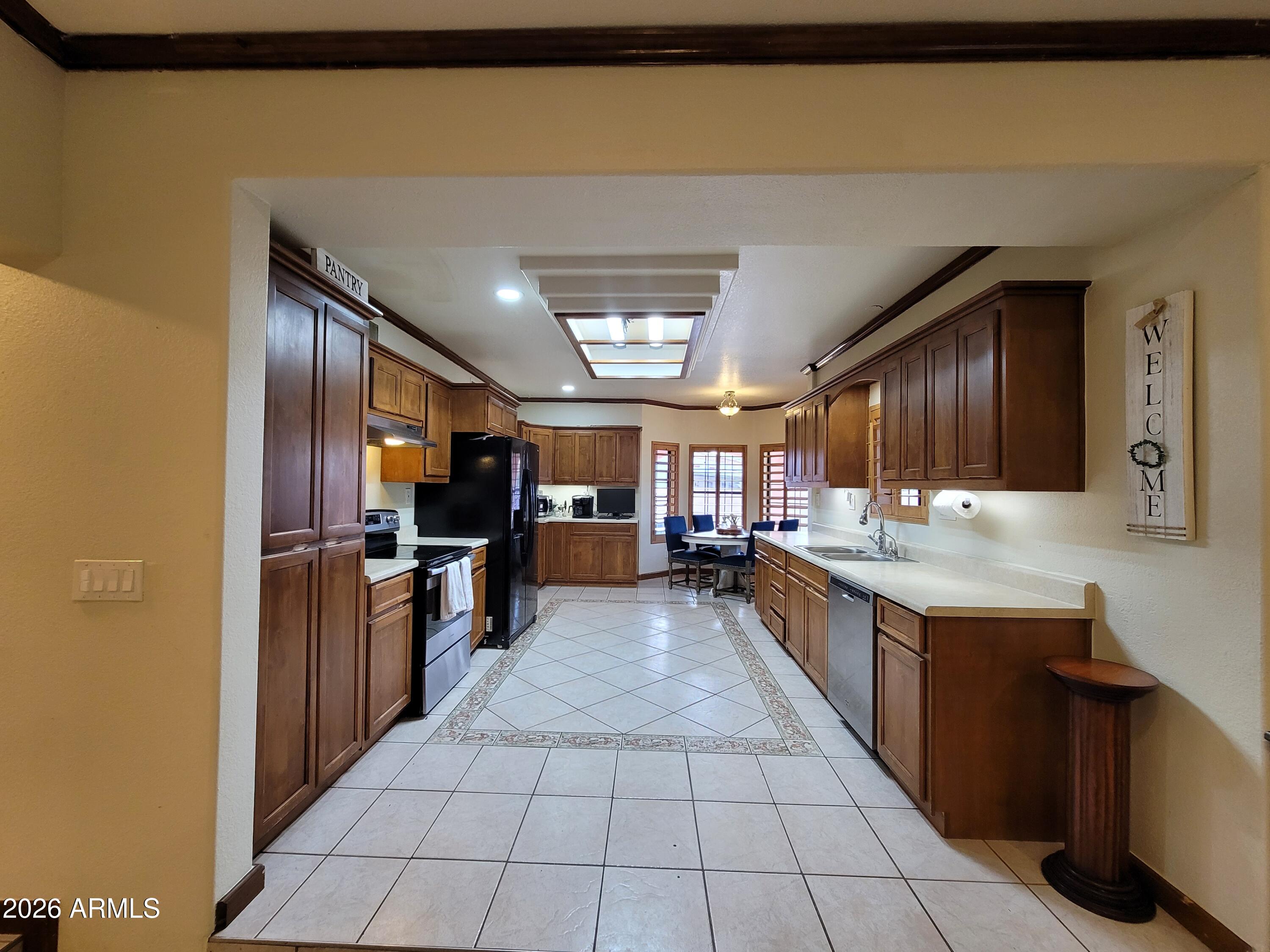 3010 11th Street Douglas, AZ 85607 - Photo 17 of 48 06 kitchen01