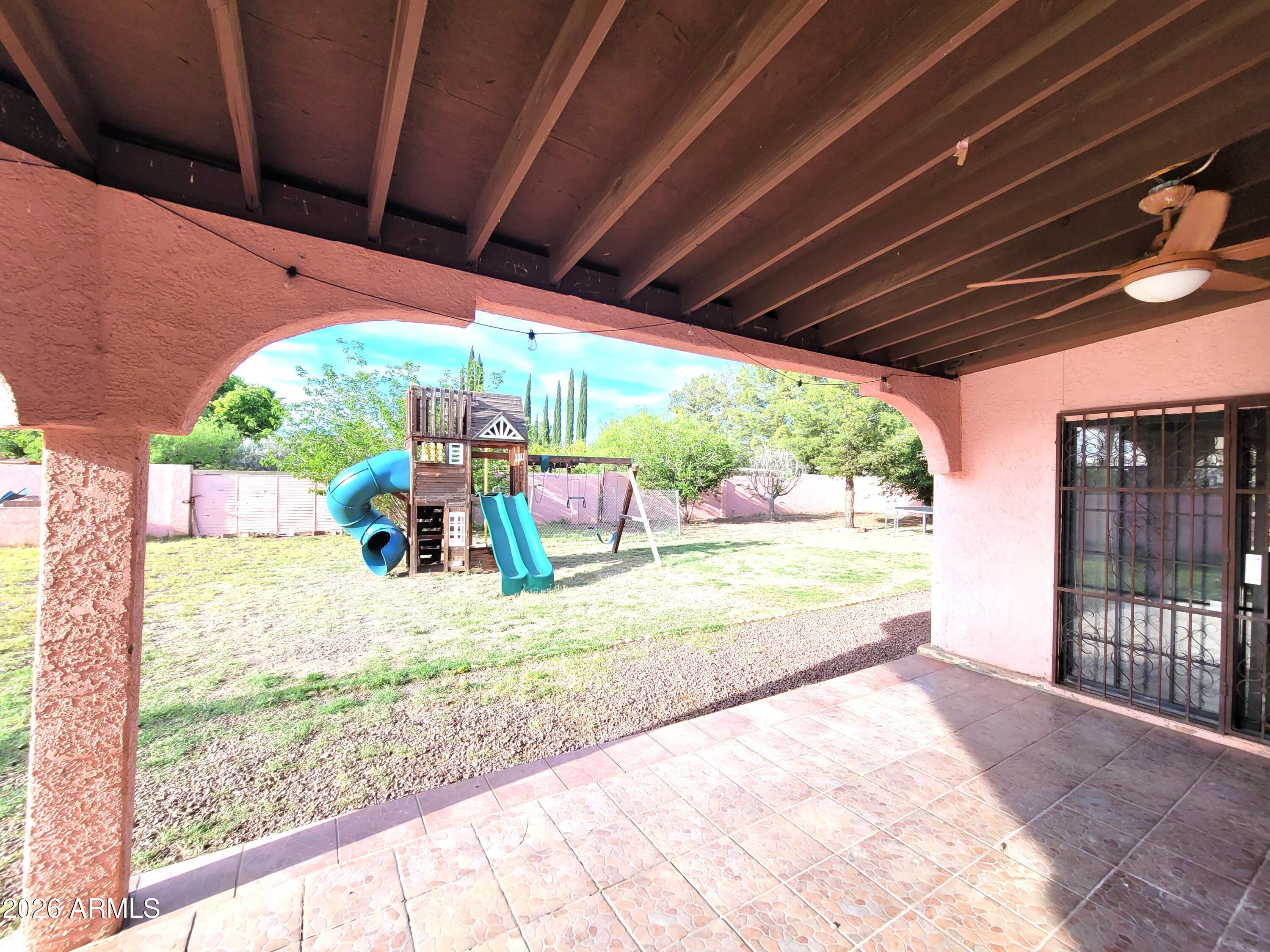 3010 11th Street Douglas, AZ 85607 - Photo 35 of 48 23 backporch 02